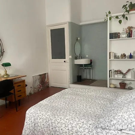 Liberte Bed & Breakfast Marseille